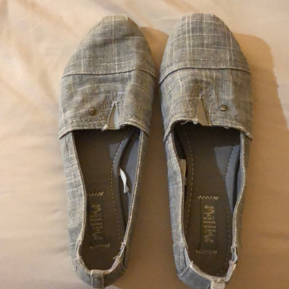 Light gray slip on shoes, size 8